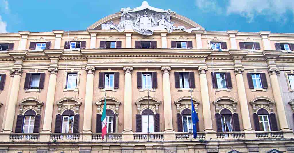 Le JEDI MEDIA, journal européen des indépendant, donne le la de l'actualité italienne. Le MEF vient de revoir la possibilités d'accorder des prêts pour les micro, moyennes et grandes entreprises.